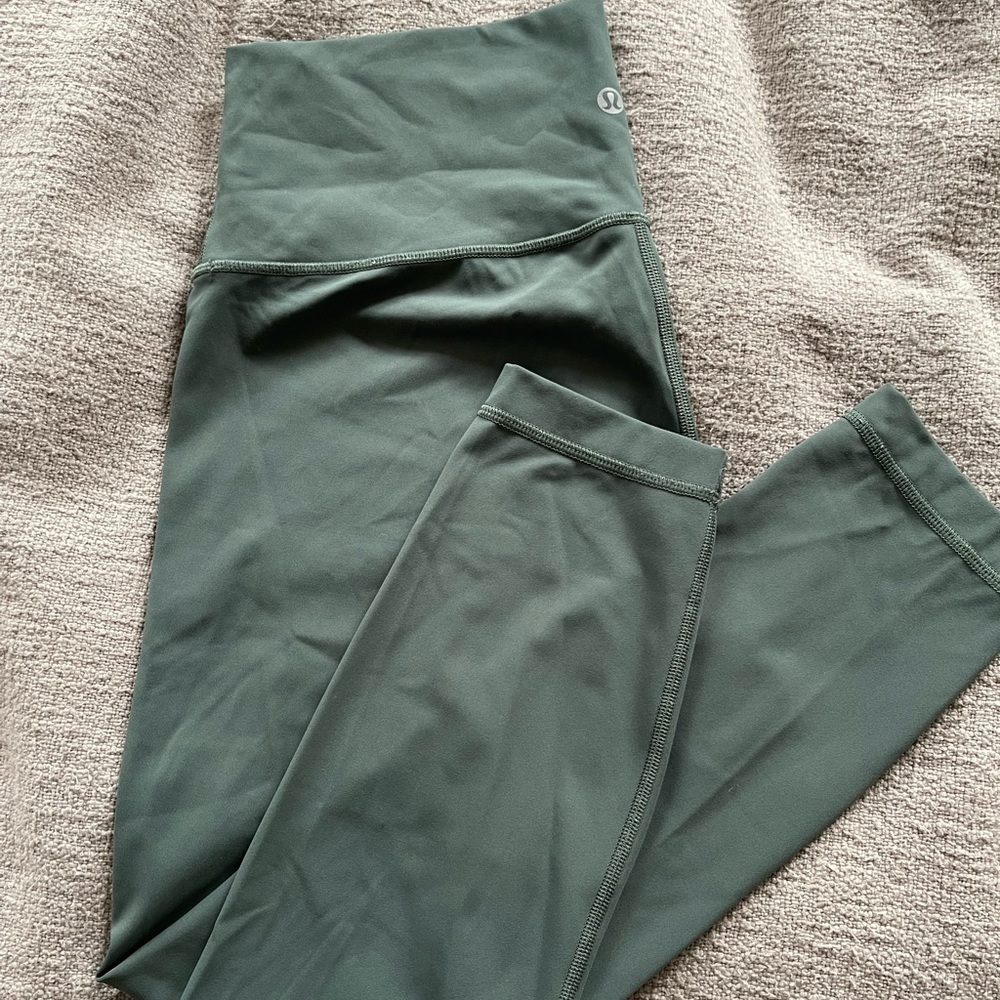 Lululemon wunder under 7/8 pants